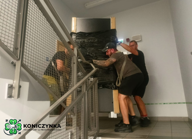Transport serwerów z wniesieniem - Mysłowicie - Kraków